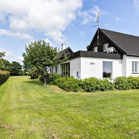 5 Bedroom Gorgeous In *