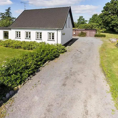 5 Bedroom Gorgeous In *