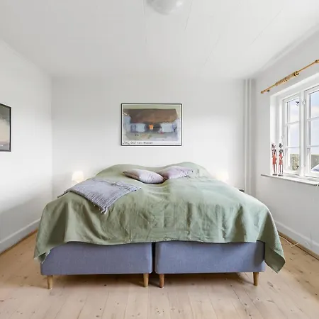 بيت للعطل 5 Bedroom Gorgeous In *
