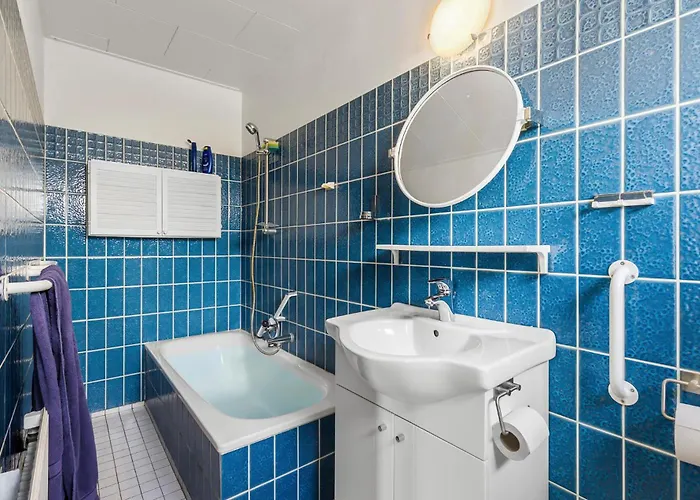 5 Bedroom Gorgeous In *